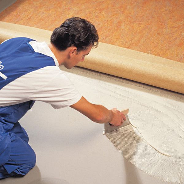 Cleartex-melegburkolatok-telepítése-előkészített-aljzatra-03