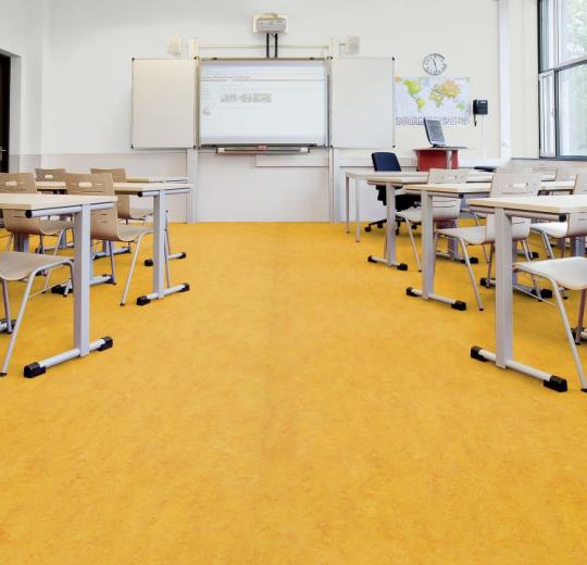 Marmoleum-Real-3225-dandelion-installáció