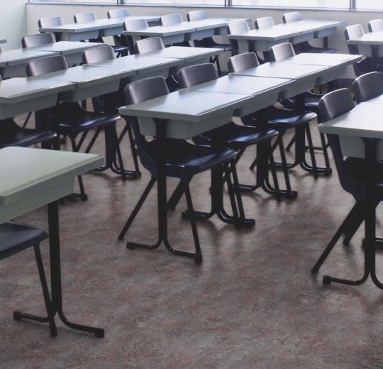 Marmoleum-Vivace-3421-oyster-mountain-installáció