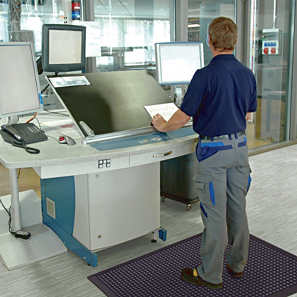 Skystep-ESD-elleni-ergonómiai-szőnyeg