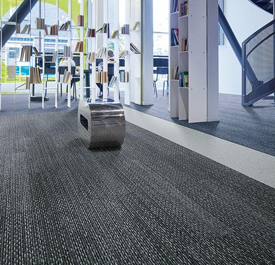 tessera-in-touch-planks-3303-calligraphy-installation2