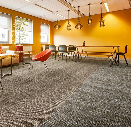 tessera-in-touch-planks-3307-crochet-installation2