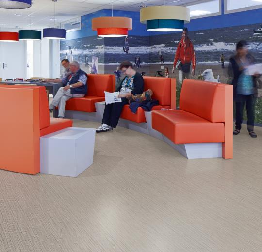 cleartex-forbo-heterogen-sarlon-akusztik-zebrano